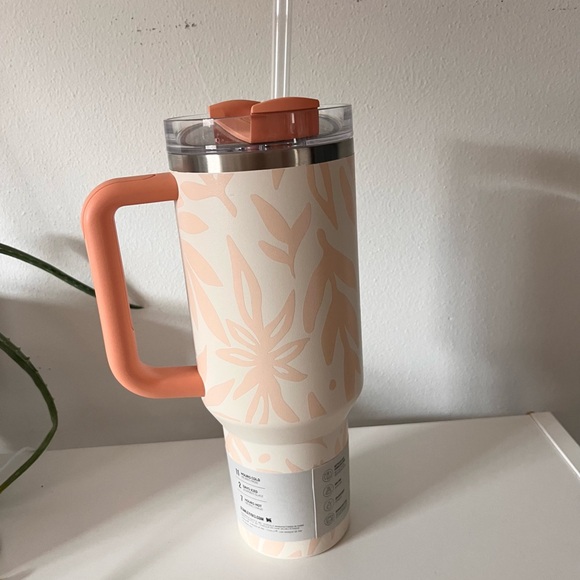 Stanley Floral Pink Tumbler with Handle - Picture 4 of 6